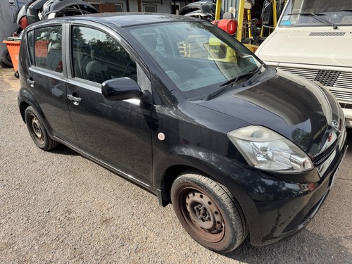 Daihatsu sirion 2005 - daihatsu, 14"